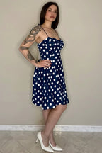 Abito Sophia – Vestito Retrò a Pois Navy con Scollo a Cuore