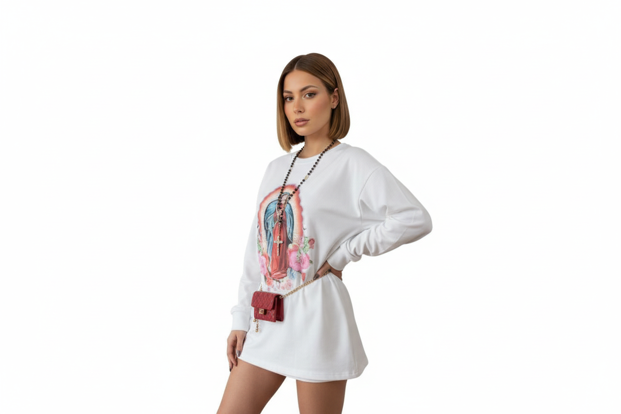 Guadalupe Rose" – Oversize con Stampa Sacra