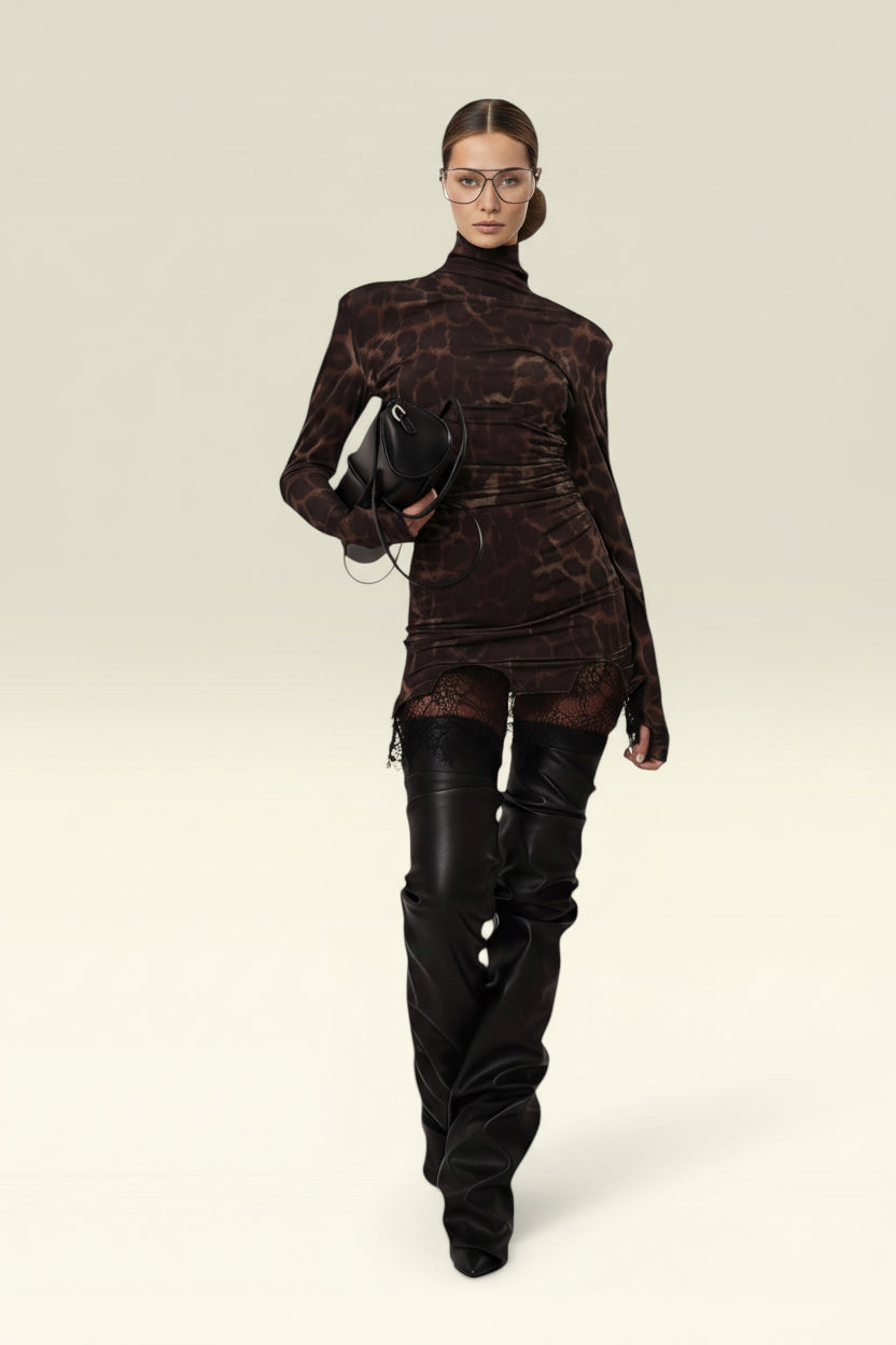 Mini Abito "Savage Soul" con Dettagli in Pizzo